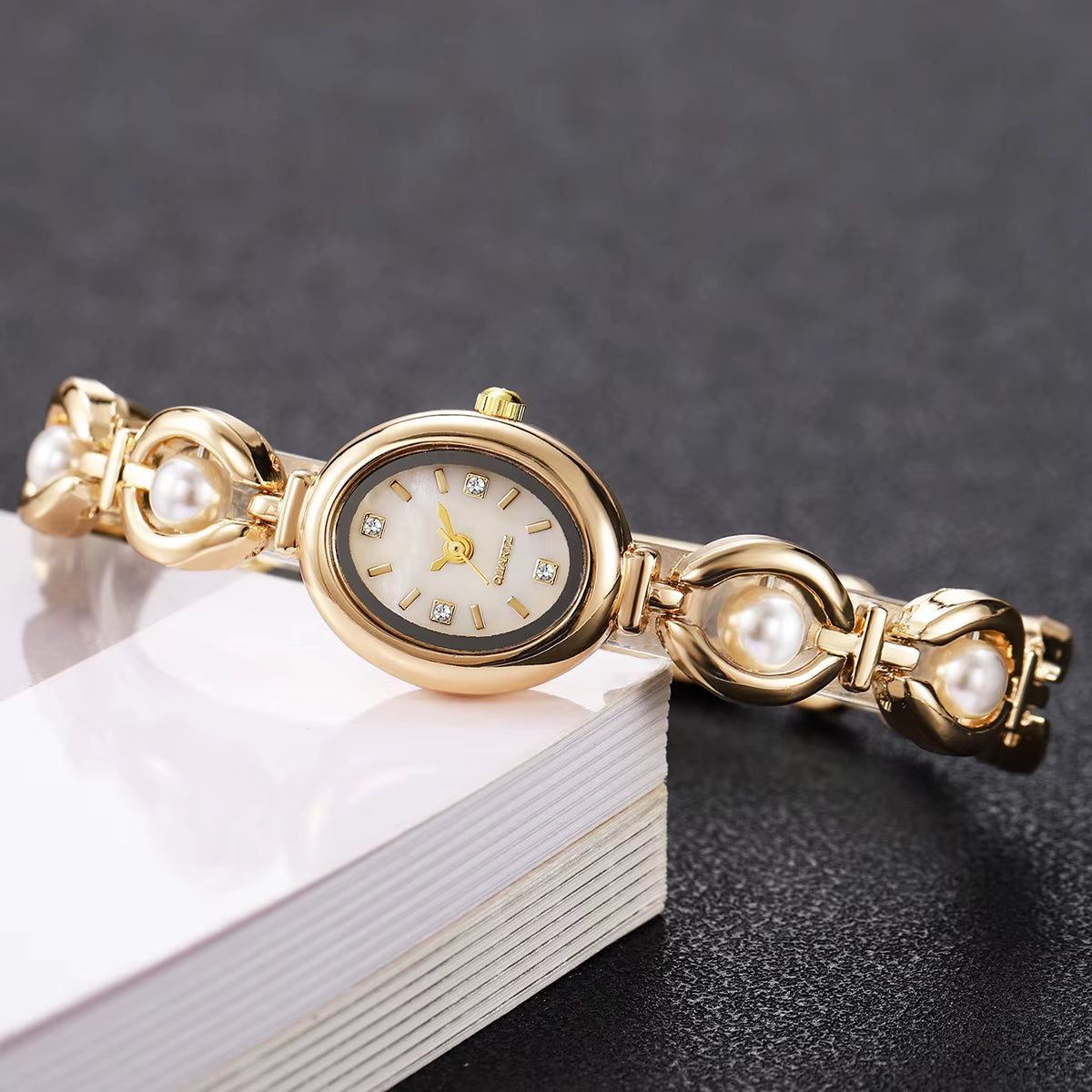 Elegant Pearl Bracelet Women Quartz Wristwatch Fashion Diamond Ladies Watches Reloj Mujer (Without Box)
